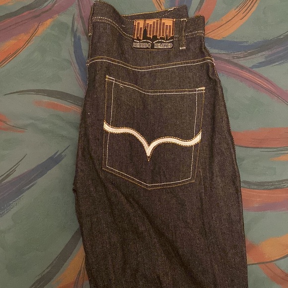 Remixed grey jeans - Picture 2 of 3